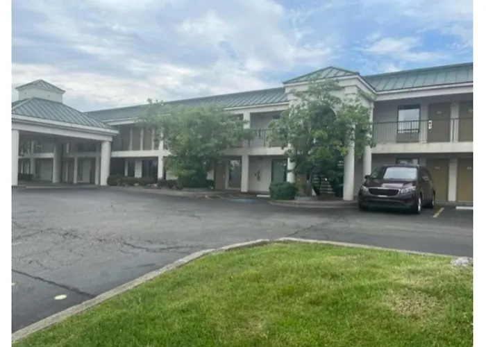 Studio 6 Suites Louisville Ky Airport/Expo Center